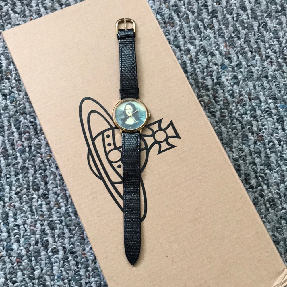 Watch - Picture 2 of 4